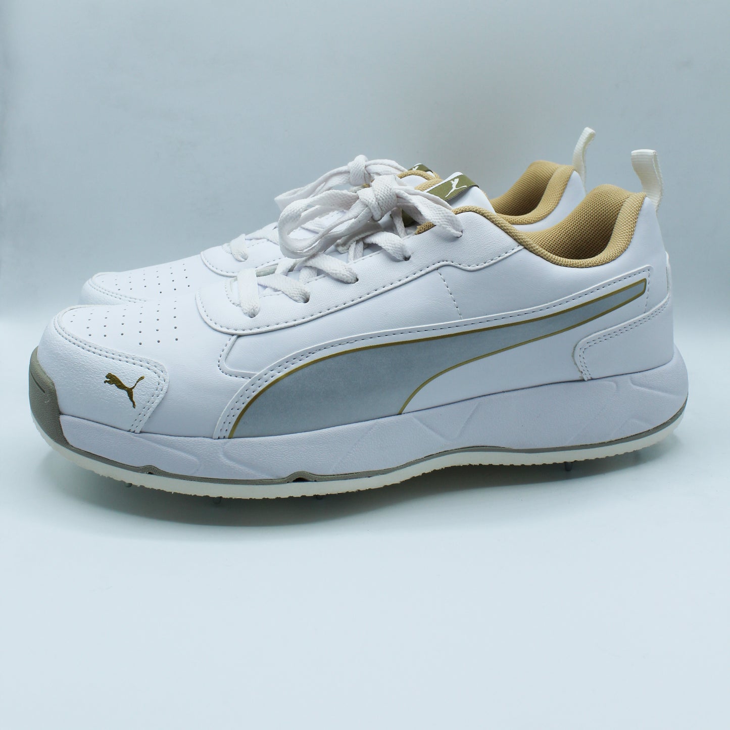 Pre-spiked Puma Classicat White/Gold