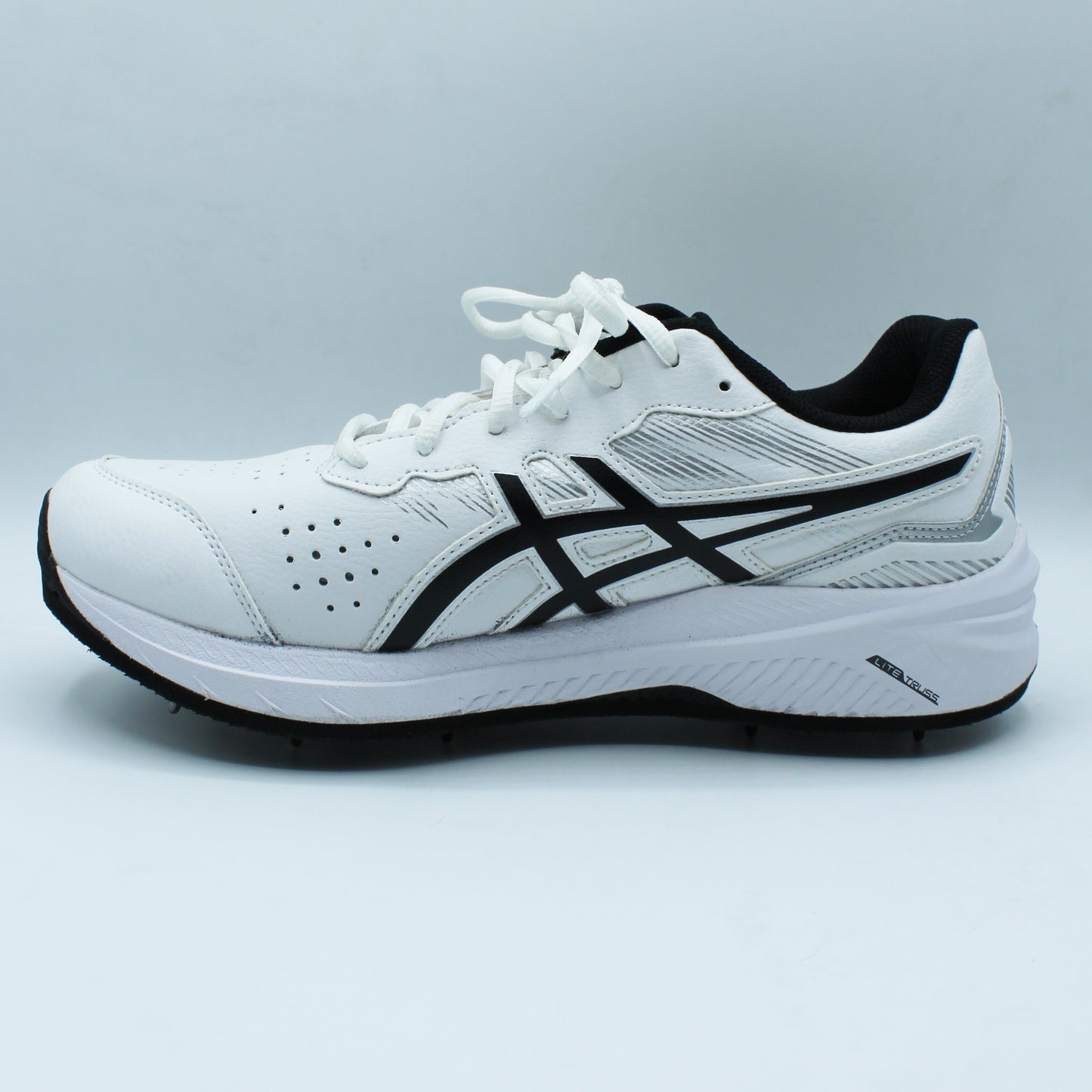 Pre-spiked ASICS GT-1000